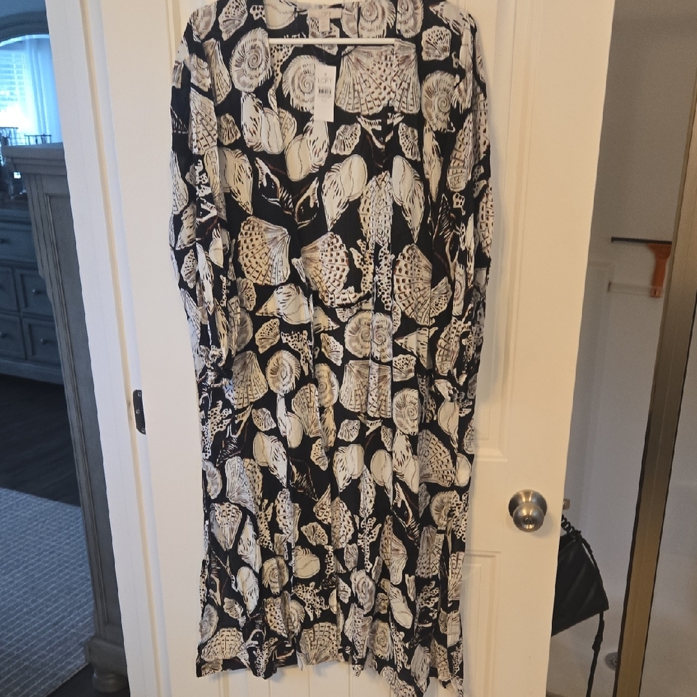 LOFT Black and White Dolman Sleeve Sheath Coverup